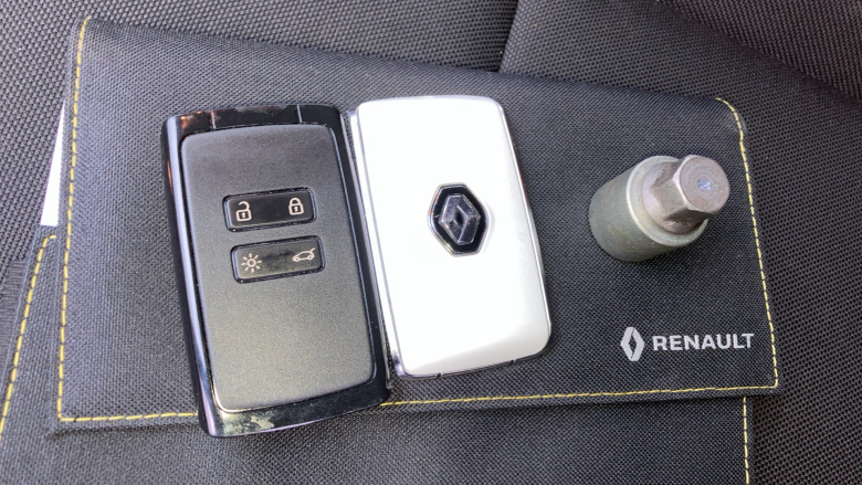 Renault Captur 1.3 TCE 130 Iconic 5dr Petrol Hatchback